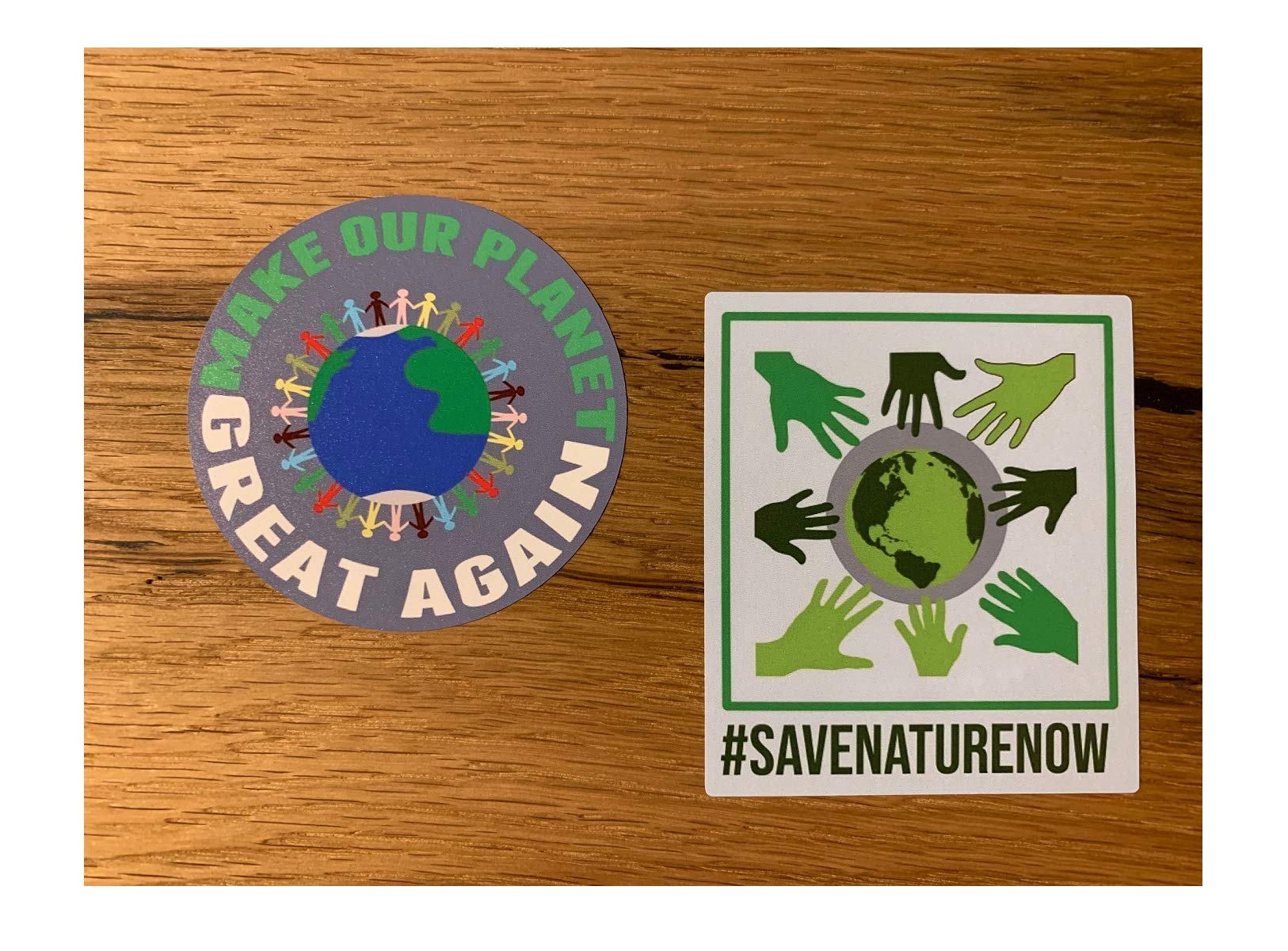 24/7stickers #676 / 2X Save The World Aufkleber Sticker 7,5 cm Umweltschutz Fridays for Future Hubraum Co2 Steuer One World Welt retten Peace Tuning E Bike Elektro Auto von 24/7stickers