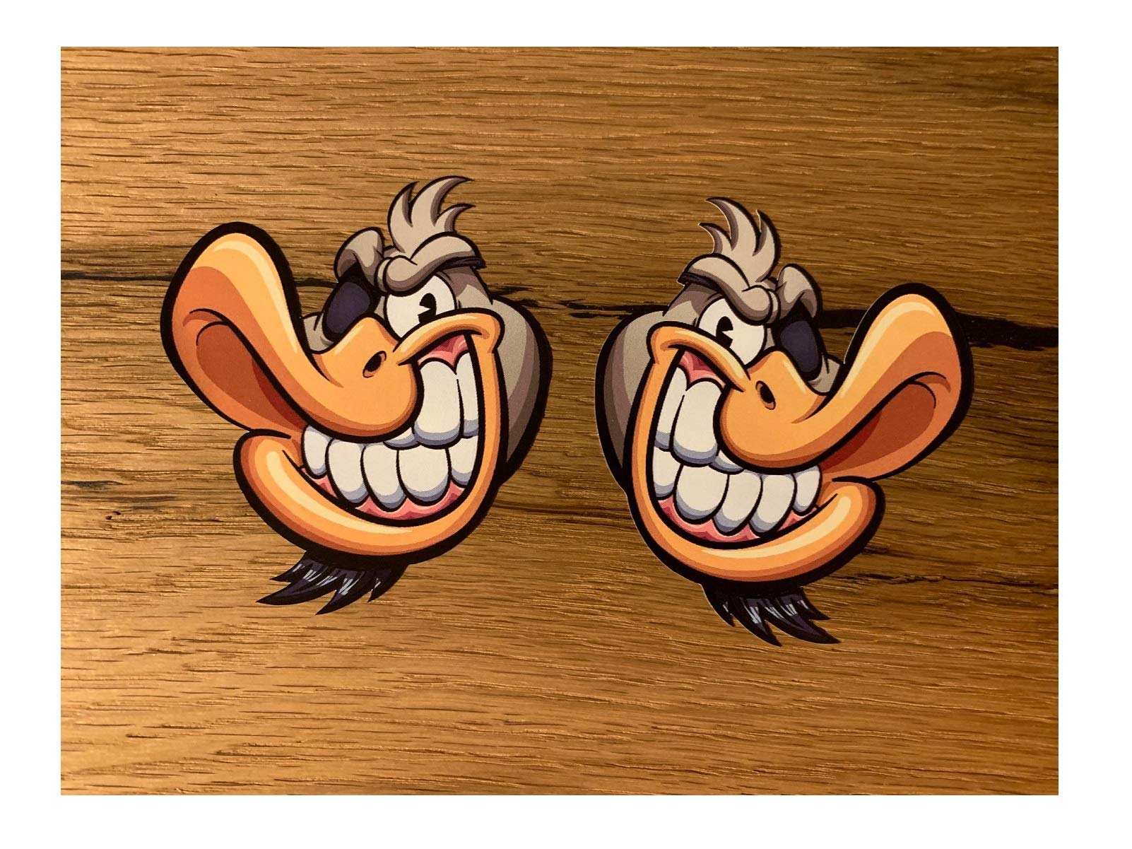 24/7stickers #688 / 2X Ente Aufkleber je 9x7,5cm Racing Biker Motorrad Sticker Tank Oldtimer Oldschool Vintage Custom Bike 24/7stickers #688 / 2X Ente Aufkleber je 9x7,5cm Racing Biker Motorrad Sticker Tank Oldtimer Oldschool Vintage Custom Bike von 24/7stickers