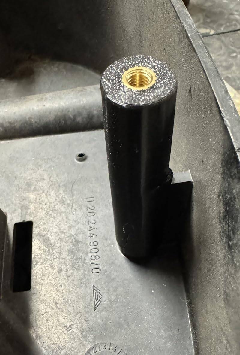 Simson S51 / S50 Herzkasten Reparatur Verschraubung rechts Seitendeckel 2taktshop von 2taktshop