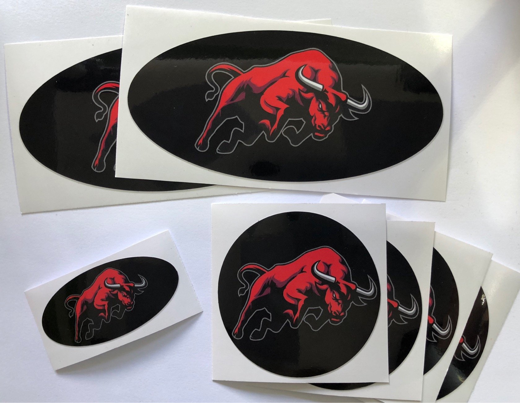 Emblem Folie Typ K1 Aufkleber Red Stier 7 Teilig Grill Heck Lenkrad Alufelgen Emblem Folie Typ K1 Aufkleber Red Stier 7 Teilig Grill Heck Lenkrad Alufelgen von AS STUDIO