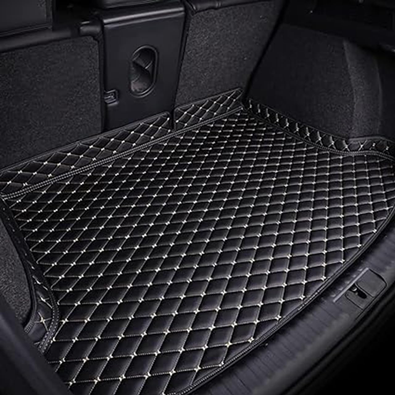 Allwetter Auto Kofferraum Schutzmatte aus Leder für BMW 5 Series Sedan (G60) 2023 2024-,Antirutsch Cargo Protektor mit Hoher Seitenschutz,Leicht Zu Reinigen,C/BlackBeige von ASTRAE
