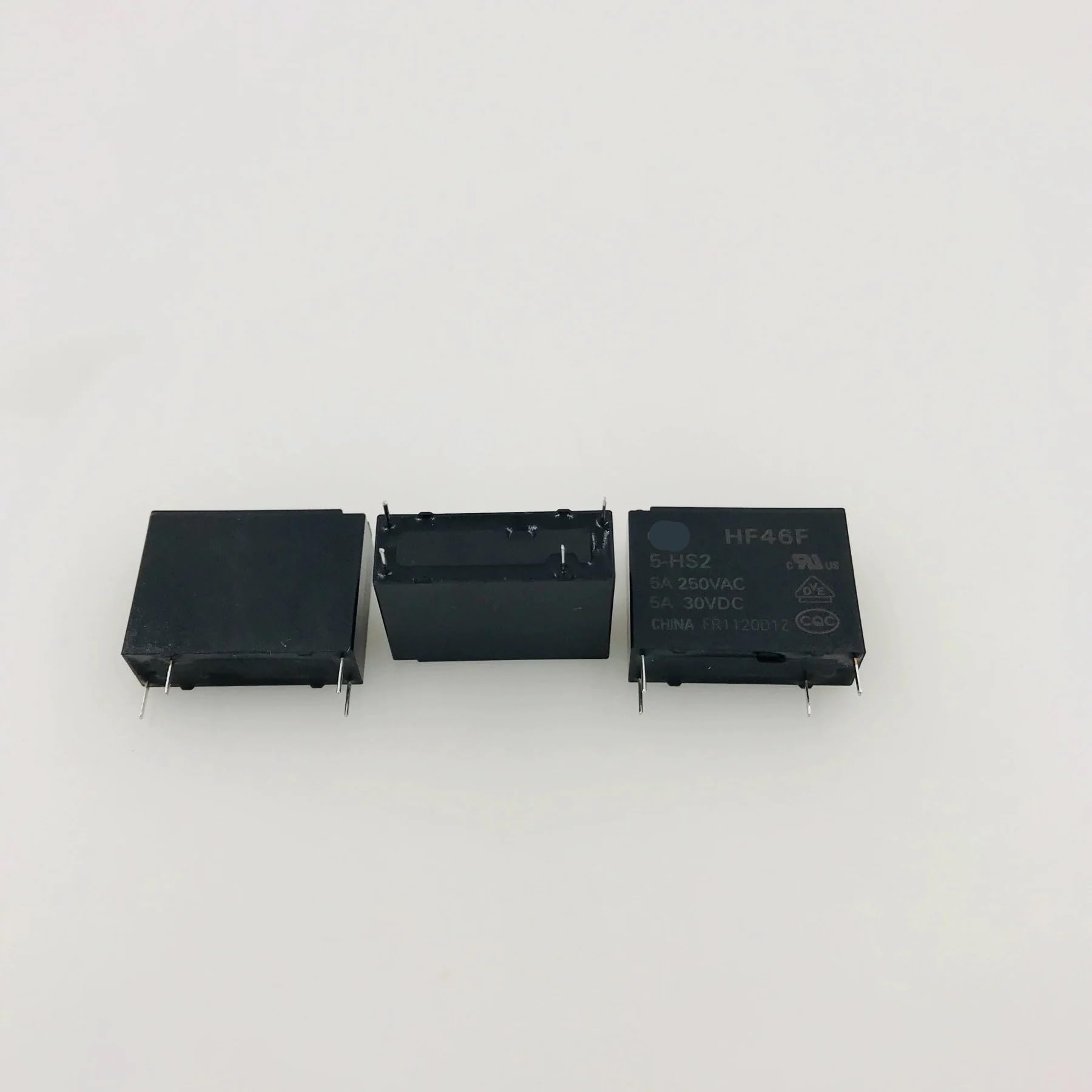 HF46F-5-HS2 relay 5VDC, set of normally open 4-pin 5A250VAC, type 2 pin position AUOQKQUT HF46F-5-HS2 relay 5VDC, set of normally open 4-pin 5A250VAC, type 2 pin position AUOQKQUT von AUOQKQUT