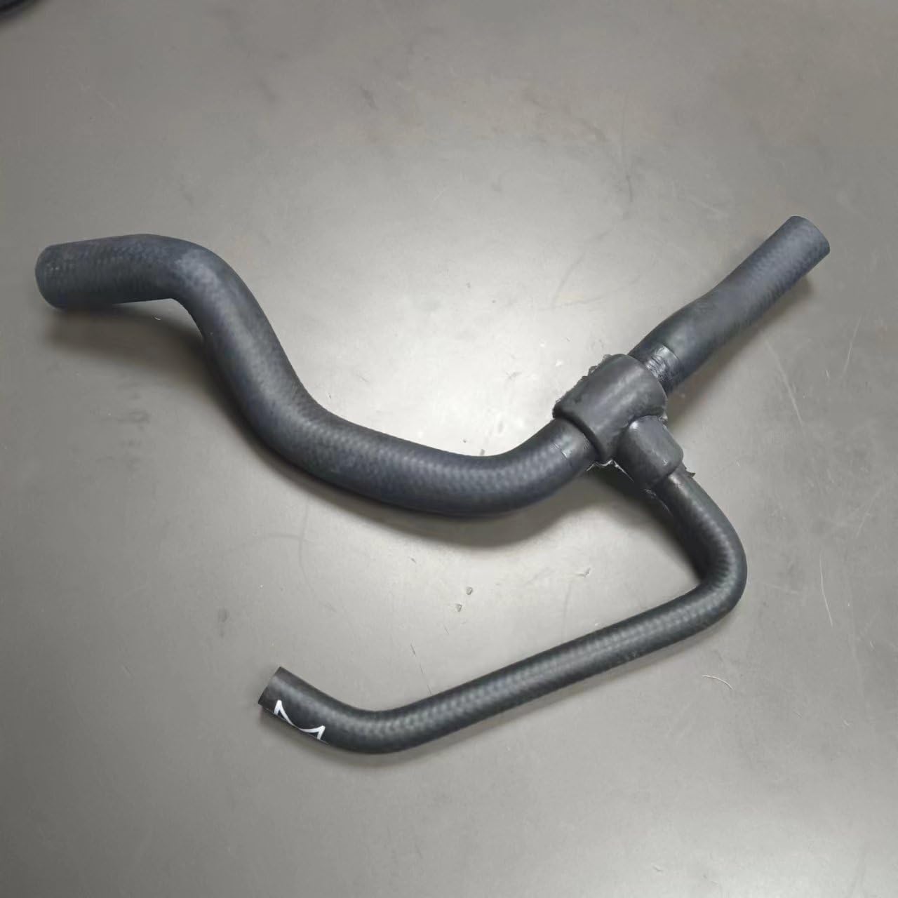 AUTO-PALPAL Pipe 06B121058AN AUTO-PALPAL Pipe 06B121058AN von AUTO-PALPAL