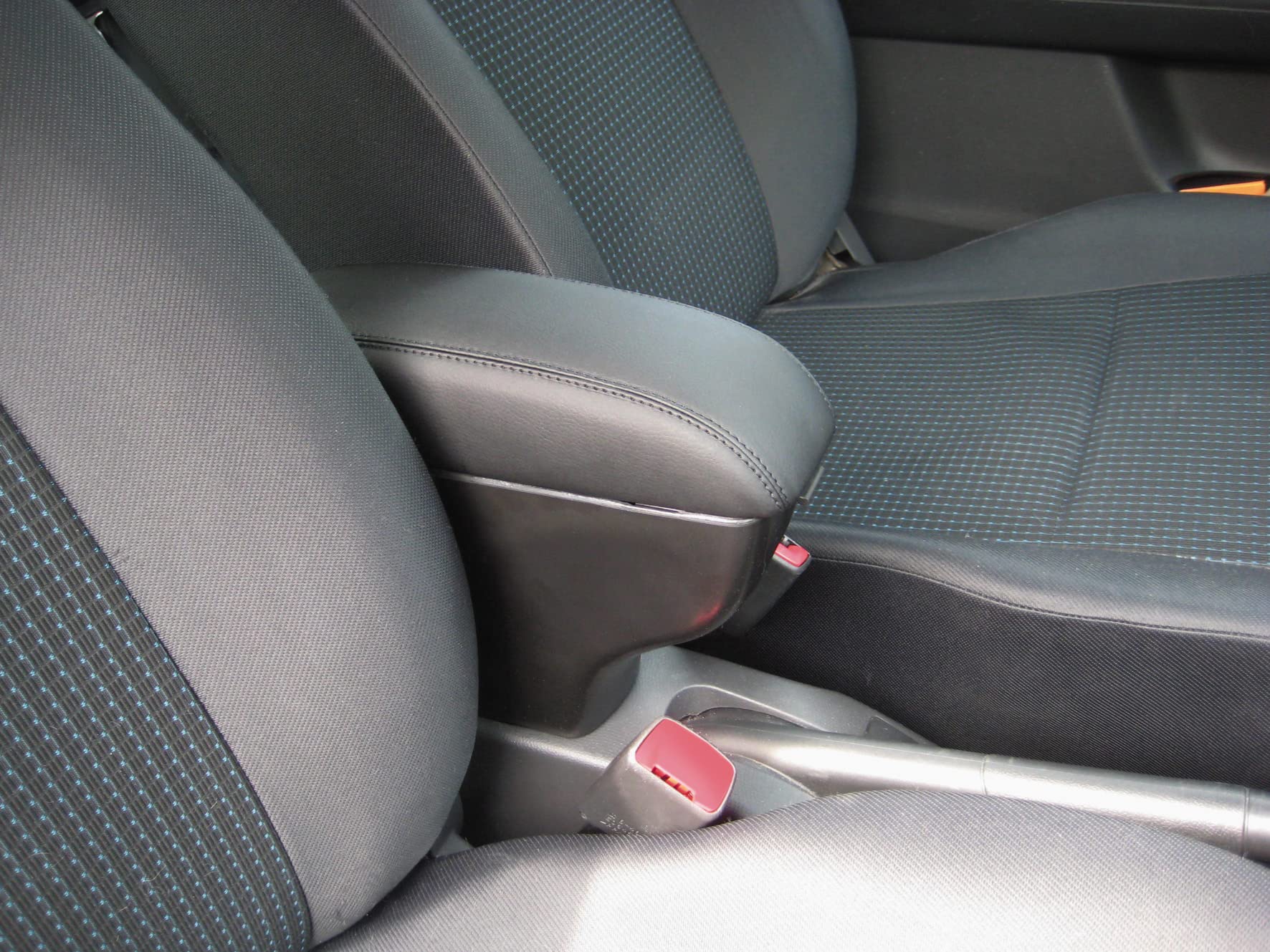 Armlehne Kunstleder kompatibel mit Opel Corsa D 2006- Armlehne Kunstleder kompatibel mit Opel Corsa D 2006- von AUTO-STYLE