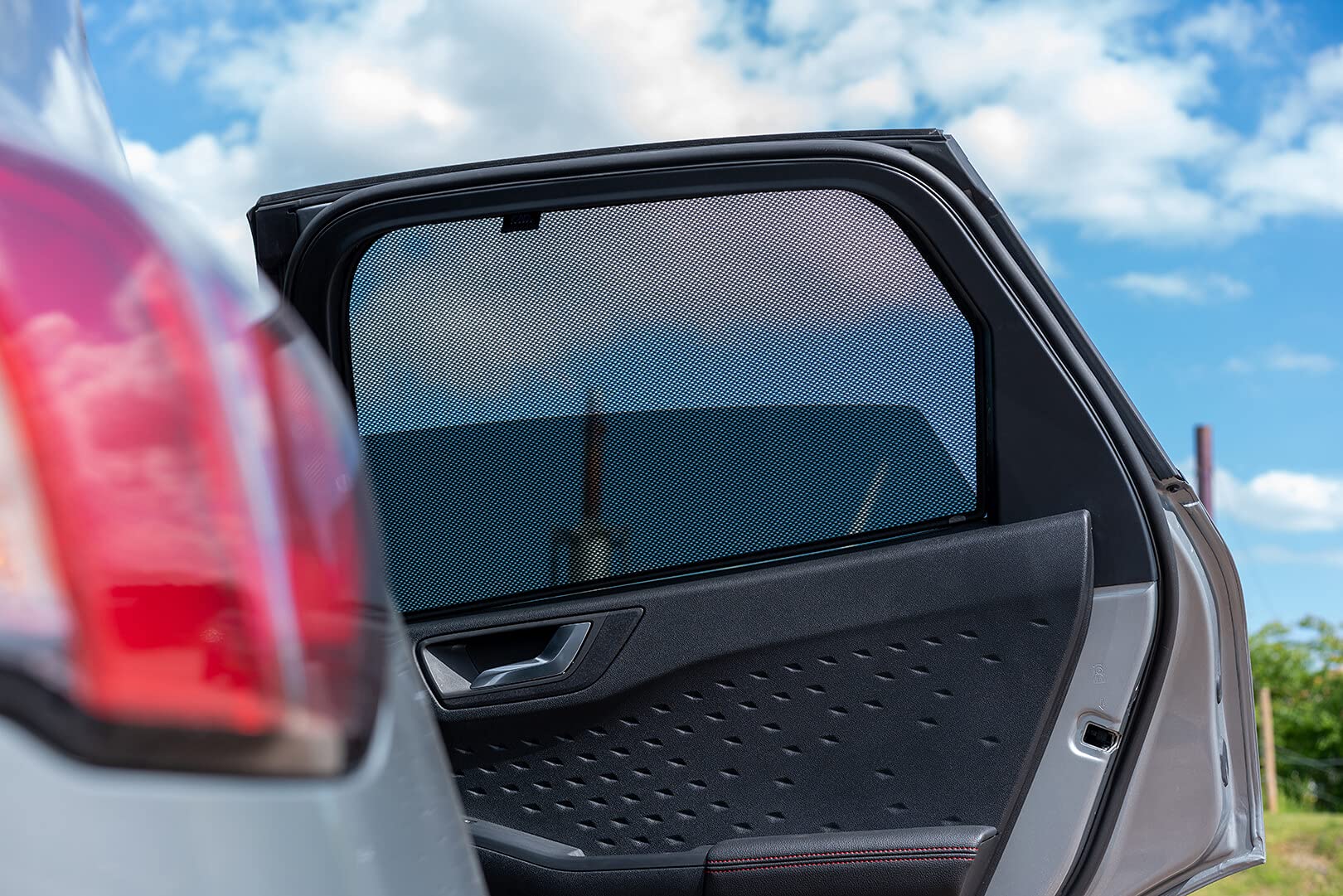 Fahrzeugspezifische Sonnenschutz Blenden passend für Ford Kuga III ab 2020 2-teiliges Set AZ18000912 Fahrzeugspezifische Sonnenschutz Blenden passend für Ford Kuga III ab 2020 2-teiliges Set AZ18000912 von AZUGA