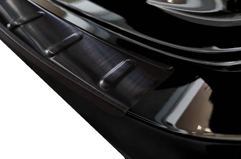 Ladekantenschutz aus Edelstahl in anthrazit mit 3D Abkantung passend für Mercedes CLA Shooting Brake ab 9/2019 (X118) AZ30000041 von AZUGA