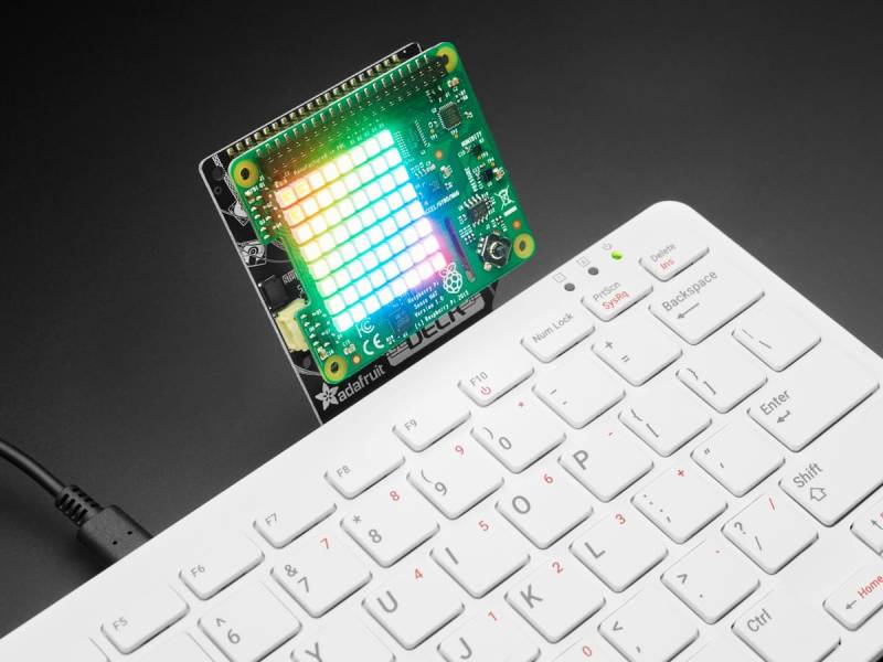 Adafruit CYBERDECK HAT für Raspberry Pi 400 & 500, 4863 von Adafruit