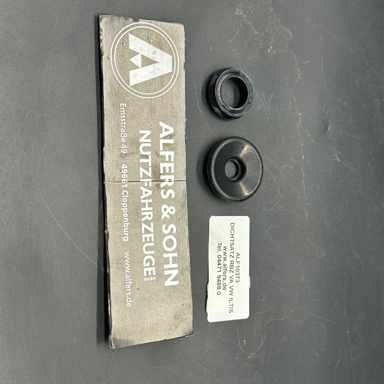 Dichtsatz Radbremszylinder, vorne VW Iltis 183 Dichtsatz Radbremszylinder, vorne VW Iltis 183 von Alfers & Sohn Nutzfahrzeuge GmbH