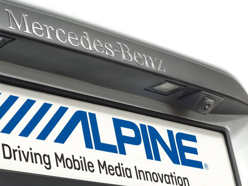Alpine Rückfahrkamera-Einbauset für Mercedes Vito und Viano (639) - KIT-R1V von Alpine