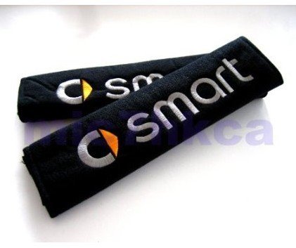 2 Stück Angenehme Smart Klettverschluss Gurtpolster Gurtschoner SCHWARZ Mit gesticktem Auto-Logo von Amtopseller