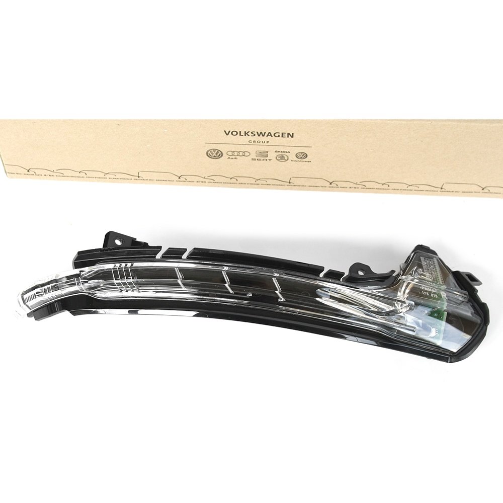 4G5949102B Blinkleuchte rechts Außenspiegel Blinker LED 4G5949102B Blinkleuchte rechts Außenspiegel Blinker LED von Audi