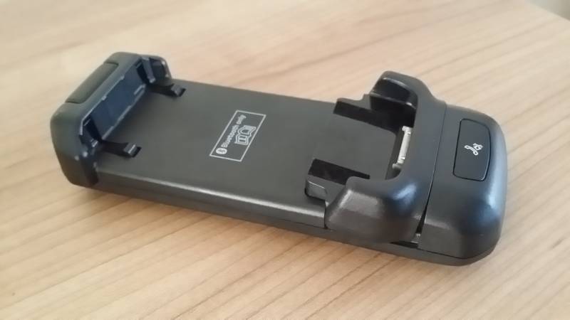 Audi 8T0051435F Handyadapter für Apple iPhone 4/4S in Schwarz von Audi