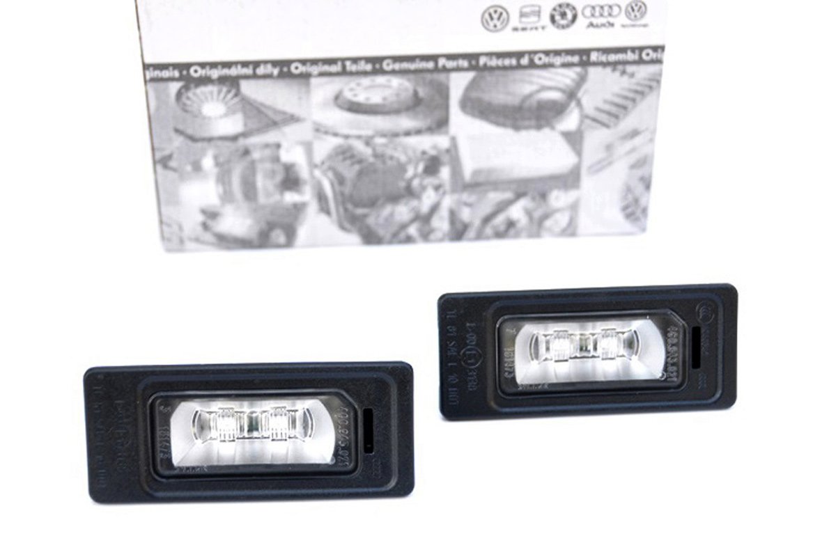 Original Audi LED Kennzeichenbeleuchtung Kennzeichenleuchten 2er Set - 4G0943021 Original Audi LED Kennzeichenbeleuchtung Kennzeichenleuchten 2er Set - 4G0943021 von Audi
