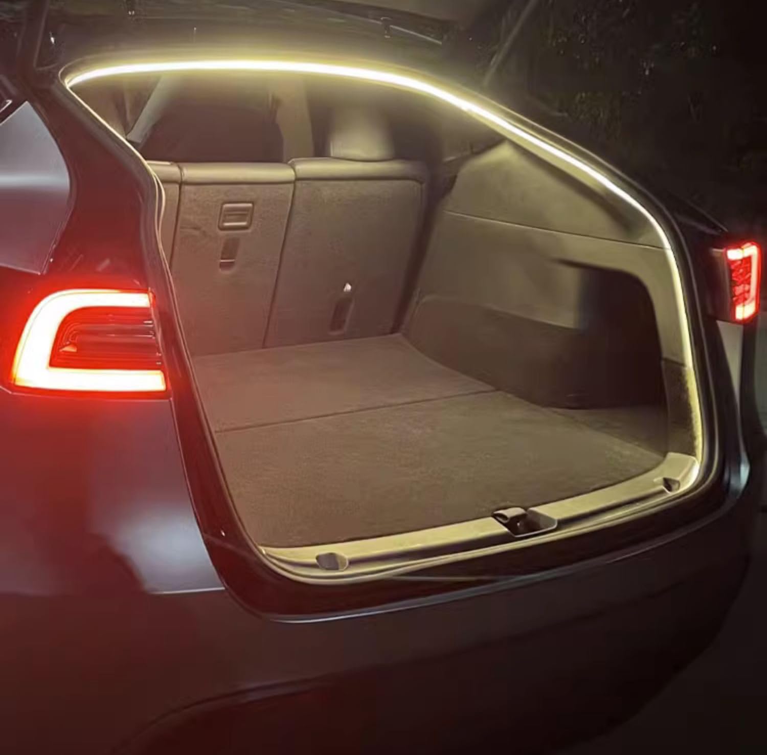 AutoQi Kofferraum-LED-Beleuchtung Umfeldbeleuchtung für 2021 2022 2023 2024 Tesla Model Y Zubehör (Passend Model Y Kofferraum) von AutoQi