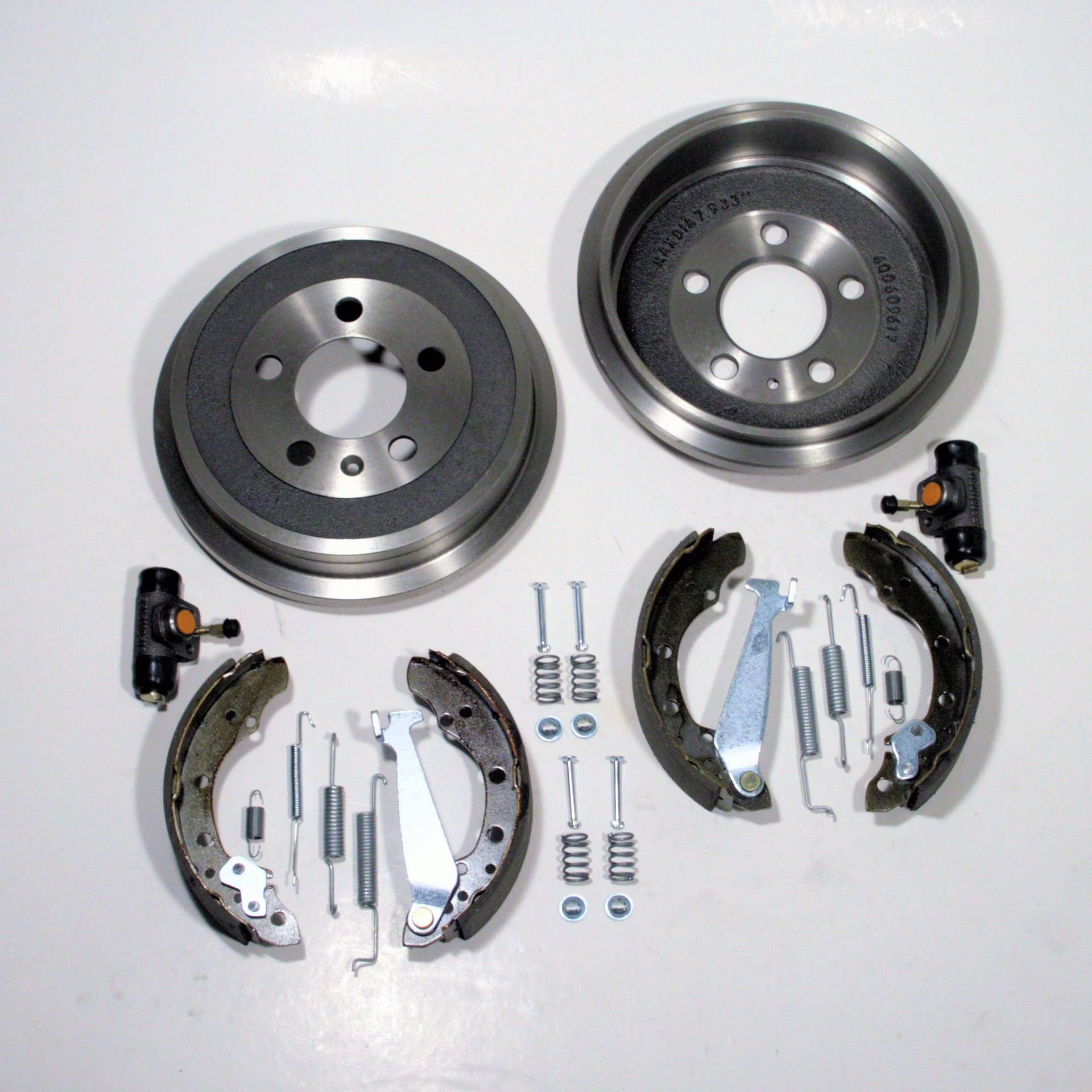 Bremstrommel Bremsen Kit hinten Bremstrommel Bremsen Kit hinten von Autoparts-Online