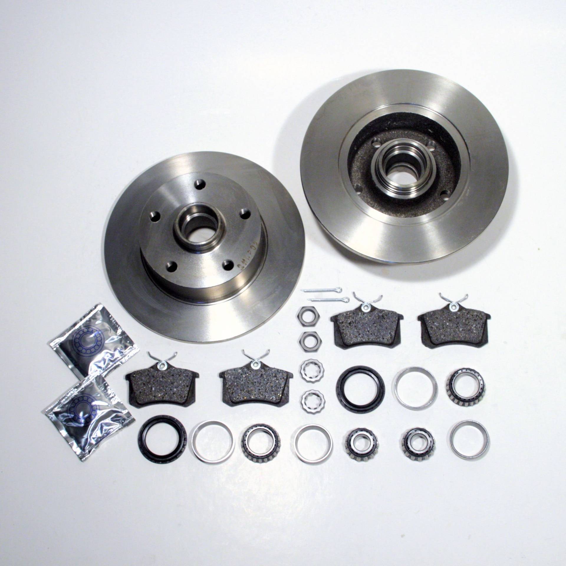 Bremsscheiben Ø 245 mm Bremsen und Bremsbeläge und 2 Radlager hinten Bremsscheiben Ø 245 mm Bremsen und Bremsbeläge und 2 Radlager hinten von Autoparts-Online