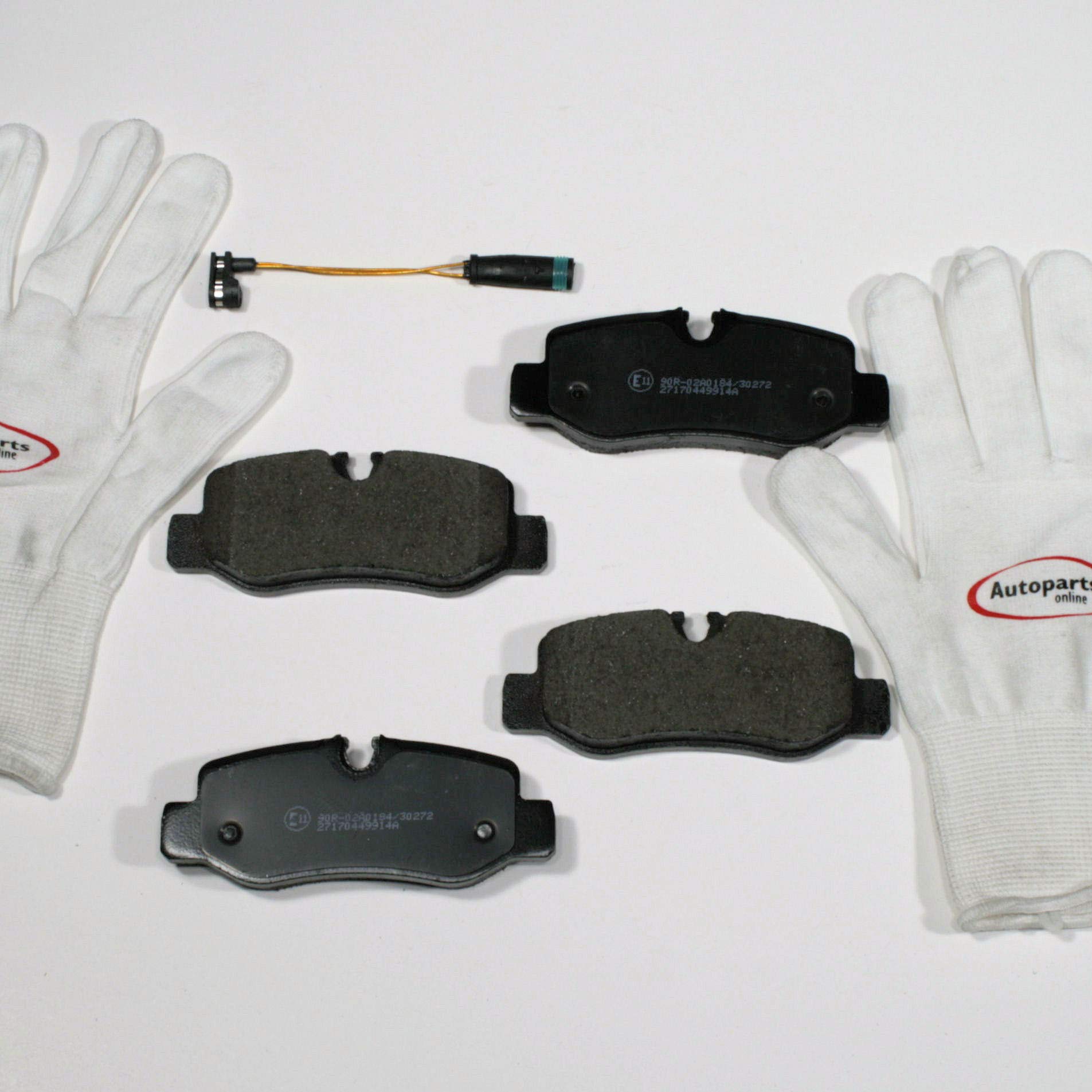 Autoparts-Online Set 60016975 Bremsbeläge mit Verschleiß für vorne die Vorderachse Autoparts-Online Set 60016975 Bremsbeläge mit Verschleiß für vorne die Vorderachse von Autoparts-Online