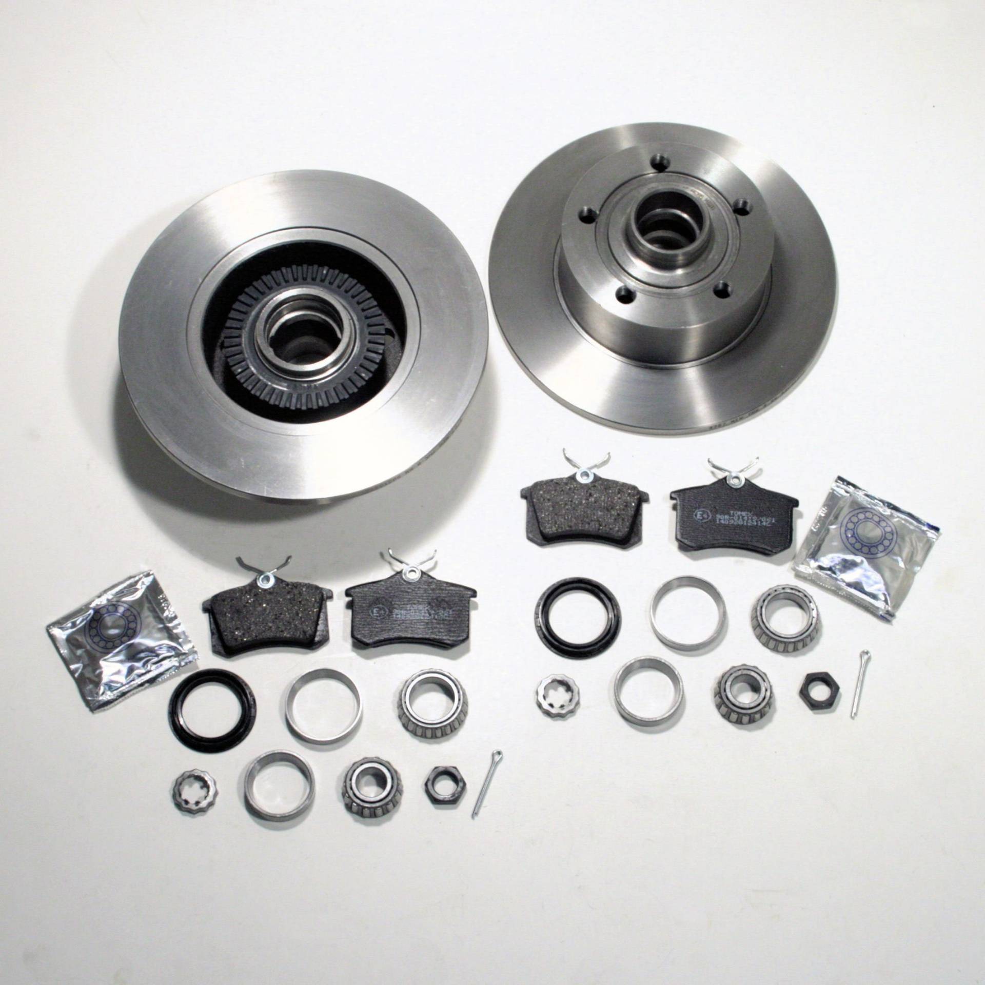 Bremsscheiben + Beläge + Radlager hinten Bremsscheiben + Beläge + Radlager hinten von Autoparts-Online