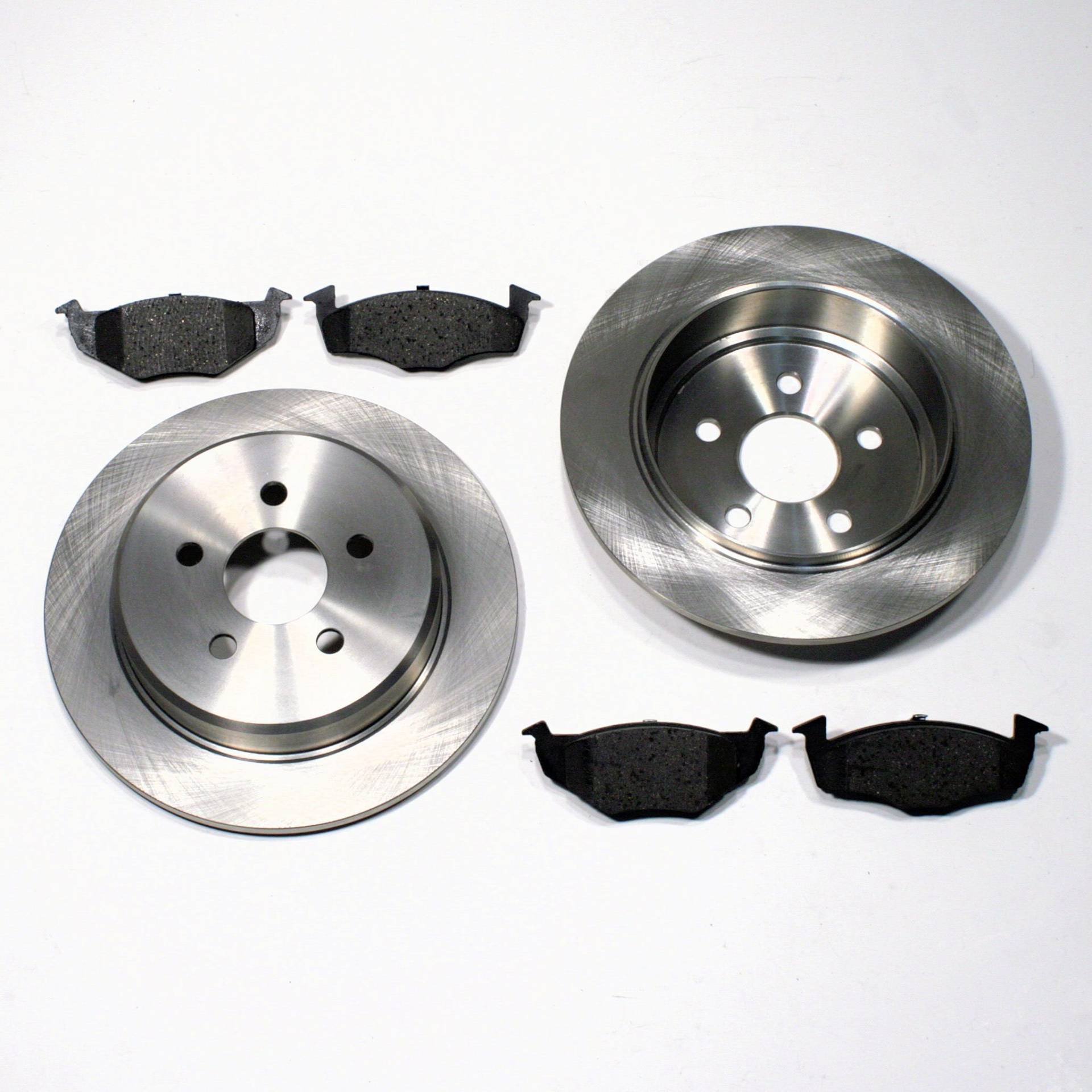 Bremsscheiben + Bremsbeläge hinten Bremsscheiben + Bremsbeläge hinten von Autoparts-Online