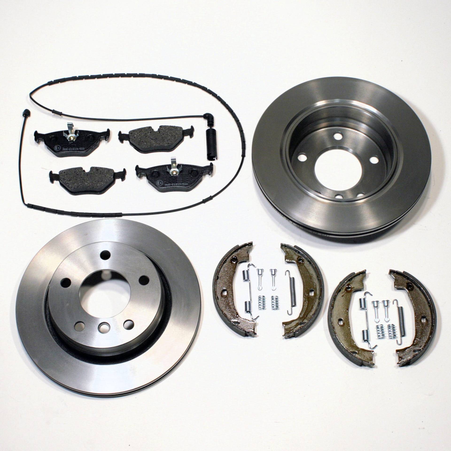 Bremsscheiben Beläge Set + Sensor hinten Bremsscheiben Beläge Set + Sensor hinten von Autoparts-Online