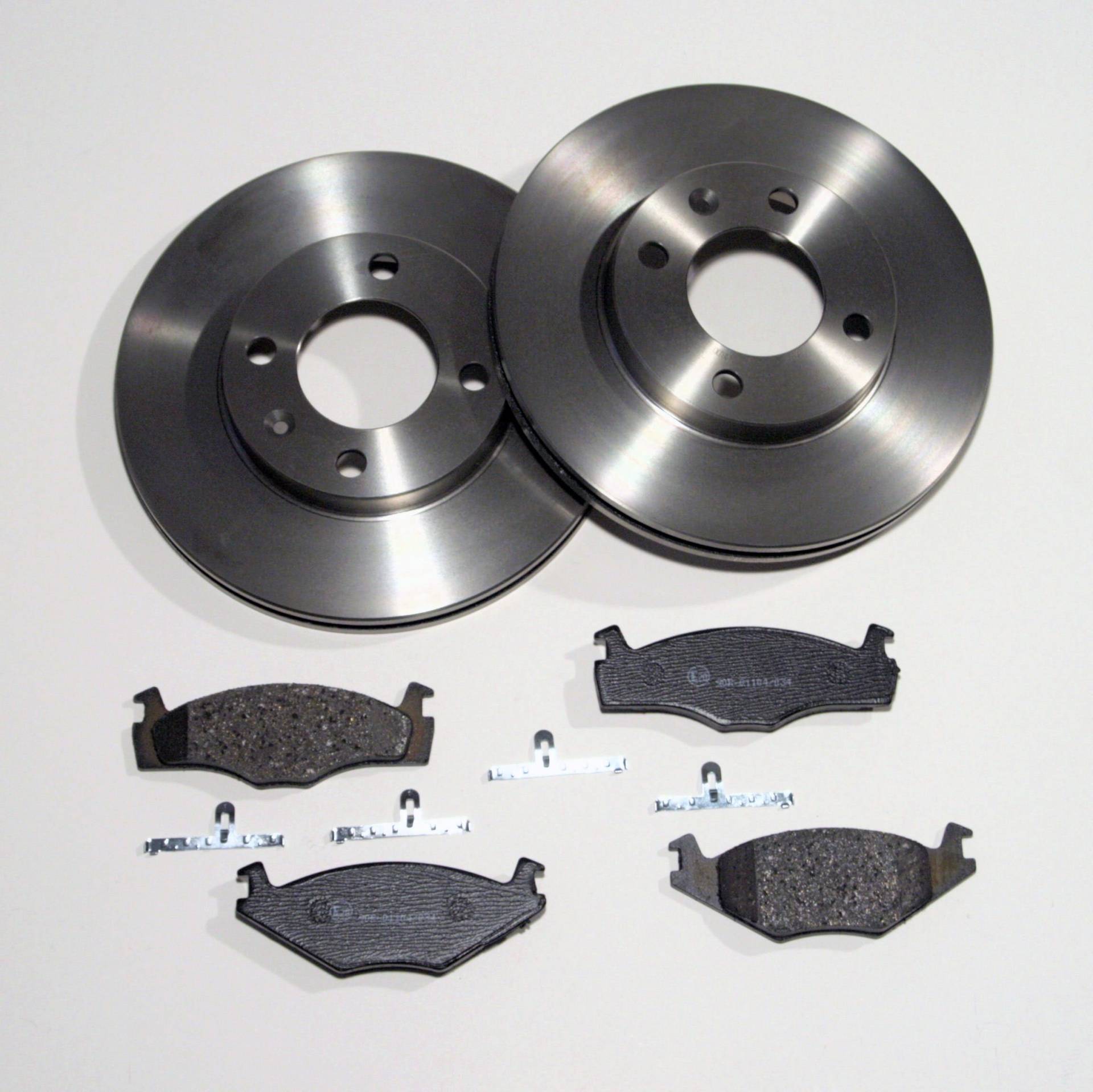 Bremsscheiben Bremsen + Beläge vorne Bremsscheiben Bremsen + Beläge vorne von Autoparts-Online
