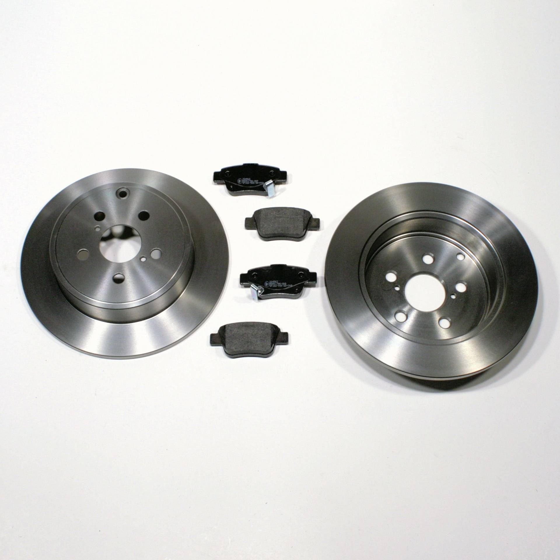 Bremsscheiben Ø 258 mm/Bremsen + Bremsbeläge für hinten/für die Hinterachse Bremsscheiben Ø 258 mm/Bremsen + Bremsbeläge für hinten/für die Hinterachse von Autoparts-Online