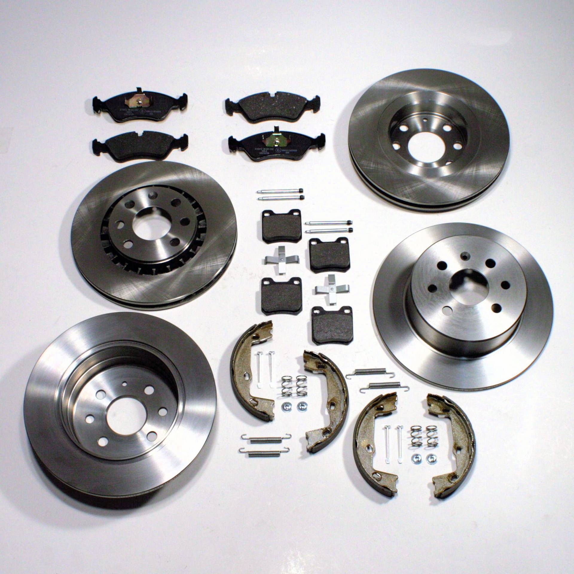 Bremsen set 5-Loch vorne + hinten Bremsen set 5-Loch vorne + hinten von Autoparts-Online