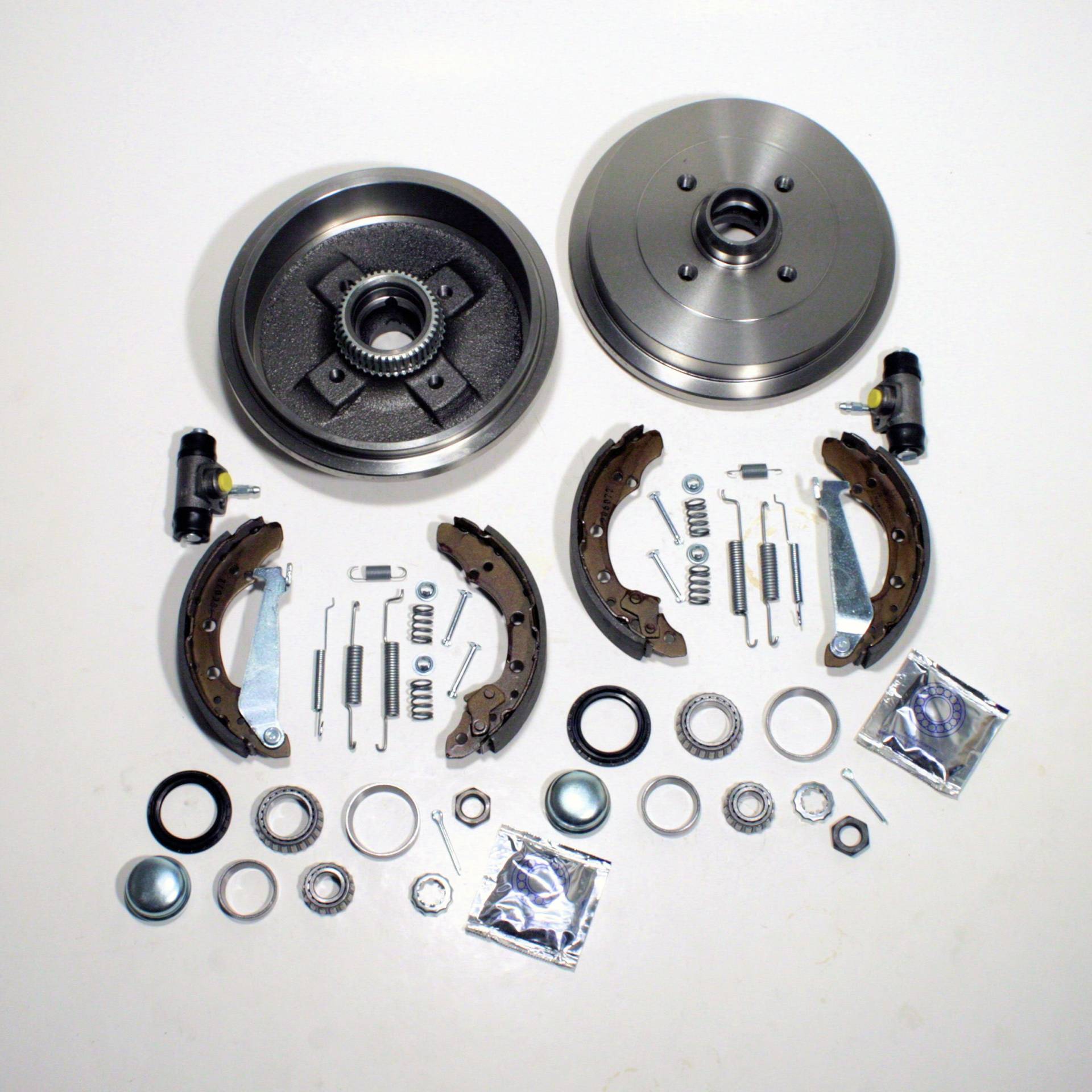 Bremstrommel Bremsen Kit hinten von Autoparts-Online