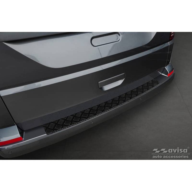 Avisa Matt-Schwarz Aluminium Heckstoßstangenschutz kompatibel mit Volkswagen Transporter T6 2015- & FL 2019- (mit Heckklappe) 'Riffled Plate' von Avisa