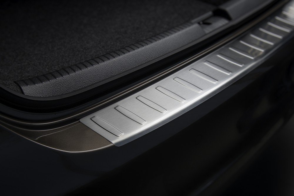 Avisa Edelstahl Heckstoßstangenschutz kompatibel mit Toyota Auris II 2013-2015 'Ribs' von Avisa