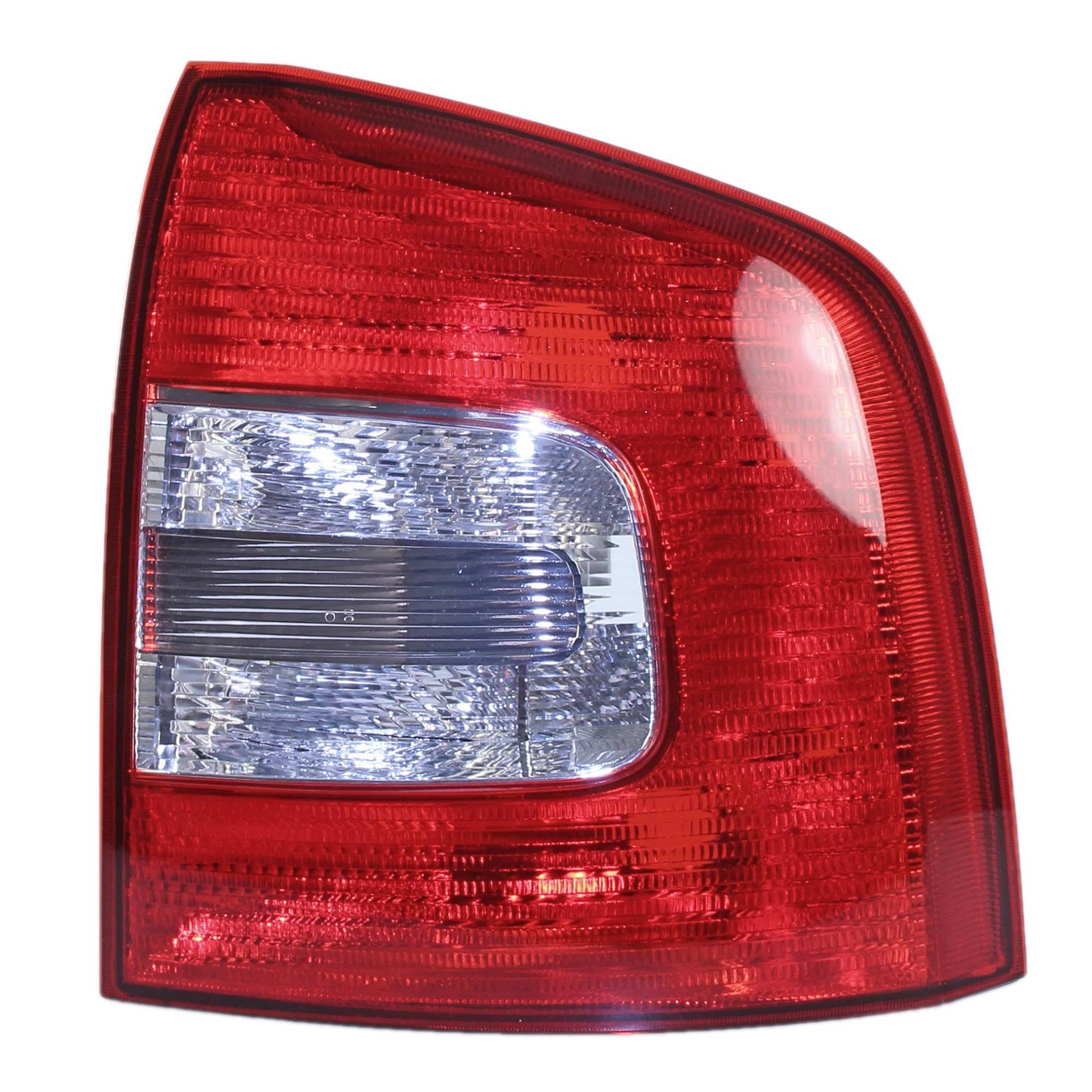 BESTPRICE 1x Heckleuchte rechts außen Blinker weiß ohne Lampenträger Kompatibel mit SKODA OCTAVIA 2 Kombi (1Z5) BESTPRICE 1x Heckleuchte rechts außen Blinker weiß ohne Lampenträger Kompatibel mit SKODA OCTAVIA 2 Kombi (1Z5) von PGONA