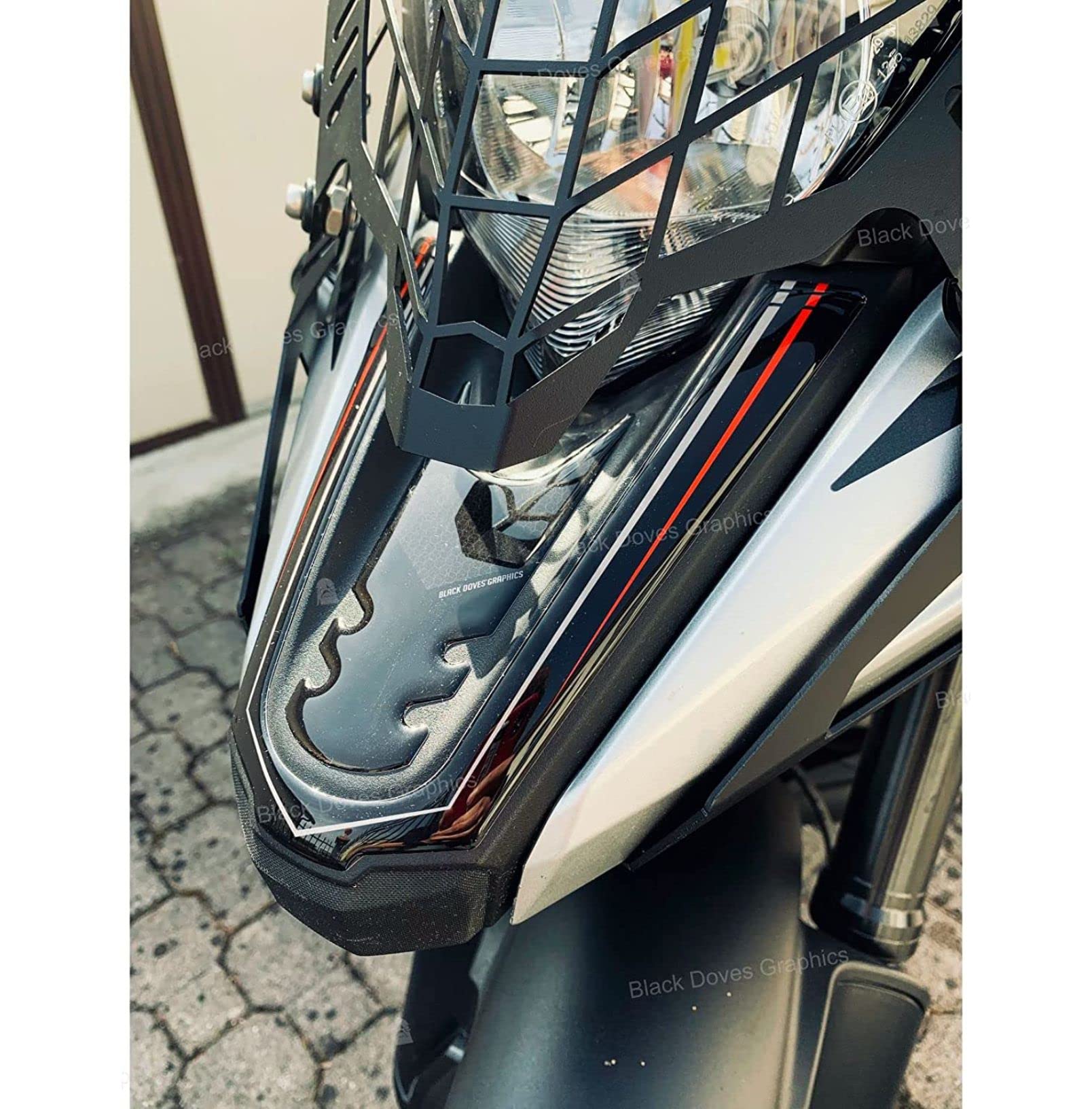 3D-Aufkleber, Harz, kompatibel mit Motorrädern, Suzuki V-STROM 1000 ab 2014 (schwarz-rot) von BLACK DOVES GRAPHICS