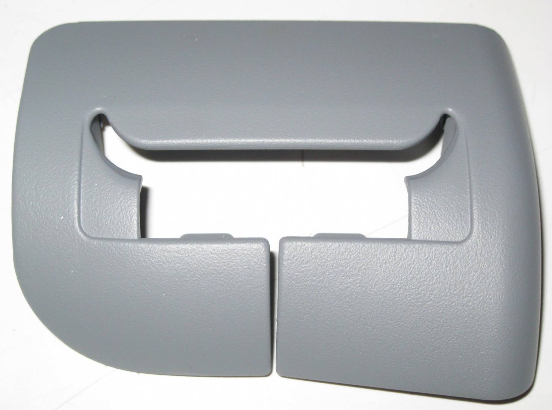 BMW E38 Rear Right Seat Safety Belt Guide Cover Trim 72118174318 Genuine BMW E38 Rear Right Seat Safety Belt Guide Cover Trim 72118174318 Genuine von BMW