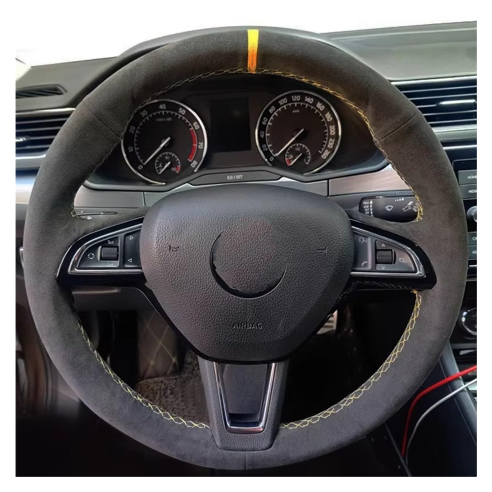Lenkradschutz Für Skoda Für Octavia Für Fabia Für Rapid Für Spaceback Für Superb (3-Speichen) Lenkradbezug Wrap DIY Cover Weiches Wildleder Lenkradschoner(White Thread) von BOHHO