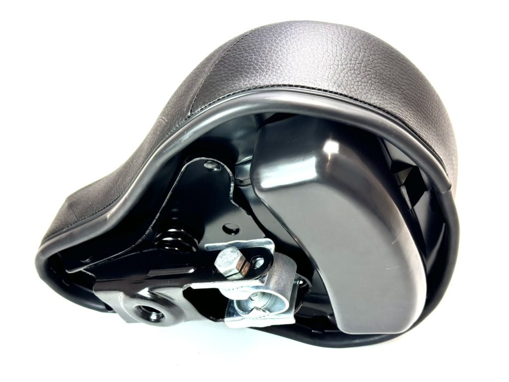 Sattel schwarz mit Werkzeugfach für sämtliche Mofa Moped Puch Hercules Kreidl... Sattel schwarz mit Werkzeugfach für sämtliche Mofa Moped Puch Hercules Kreidl... von BOOL-tec