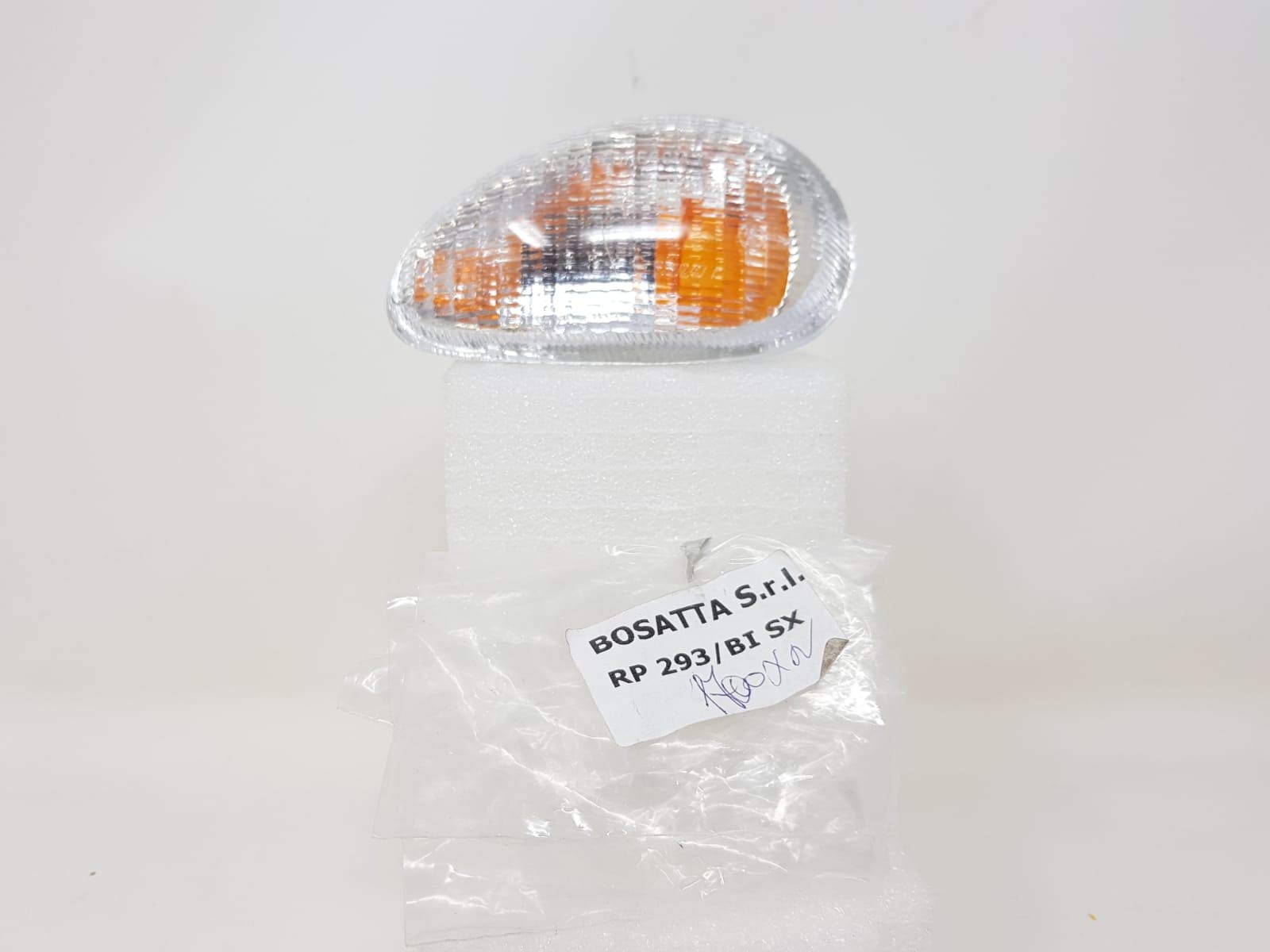 Blinker vorne links weiß Vespa 125-150 ET2/ET4 BOSATTA RP293 SX von Bosatta