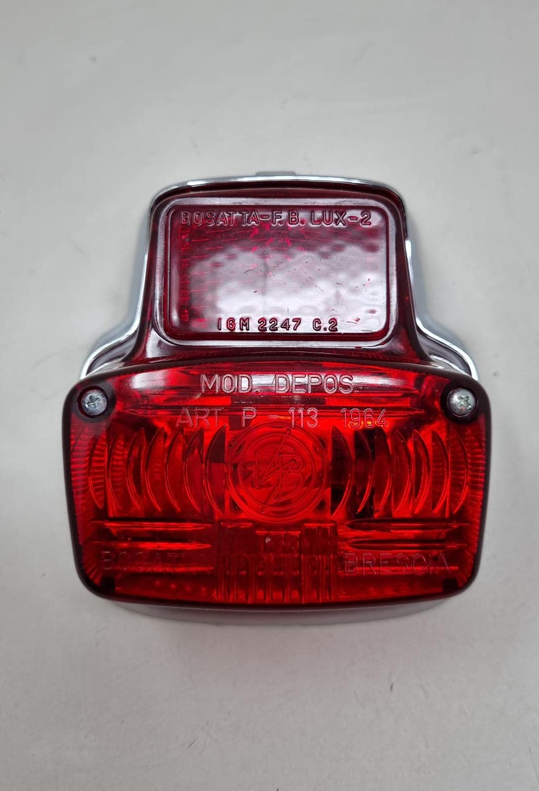 BOSATTA Rücklicht LED rot für Piaggio Vespa Sprint Primavera 50, 90, 125 P-213 von BOSATTA