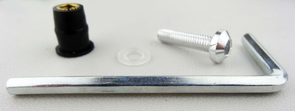 10er Set eloxierte Motorrad Aluminium Schrauben Innensechskant Linsenkopf mit Gummi Silber mit Unterlegscheiben und gummigelagerte Kontermutter M5 x25 10er Set eloxierte Motorrad Aluminium Schrauben Innensechskant Linsenkopf mit Gummi Silber mit Unterlegscheiben und gummigelagerte Kontermutter M5 x25 von Bangla