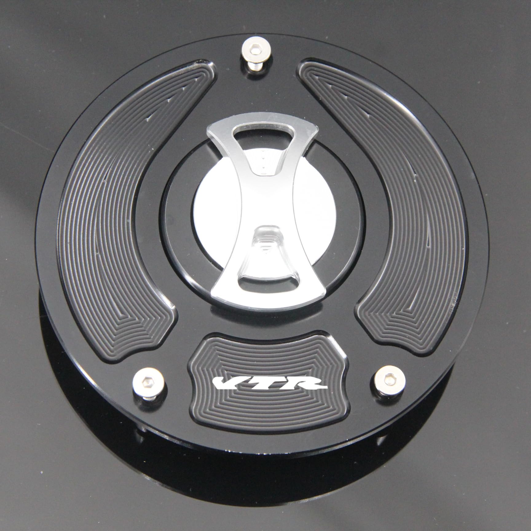 Motorcycle Gas Fuel Cap Schlüssellose Motorrad-Tankdeckelabdeckung/Passend for Honda VTR1000F Firestorm SuperHawk 1997-2017, VTR1000 SP-2 2000-2017(Silver with Logo) von Becwdvo