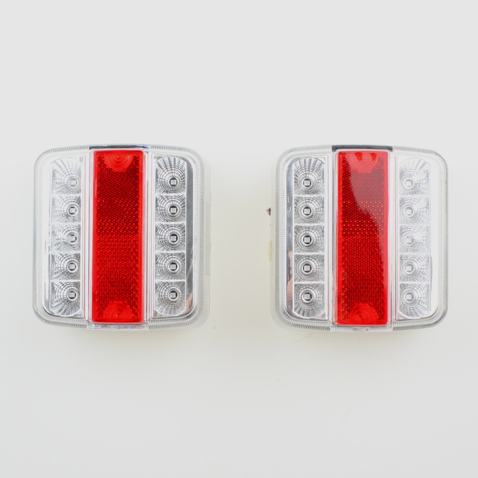 BENSON 2 Stück LED Rückleuchten 12V 4 Funktionen 14LED Rücklicht Anhänger Traktor PKW BENSON 2 Stück LED Rückleuchten 12V 4 Funktionen 14LED Rücklicht Anhänger Traktor PKW von Benson Tools