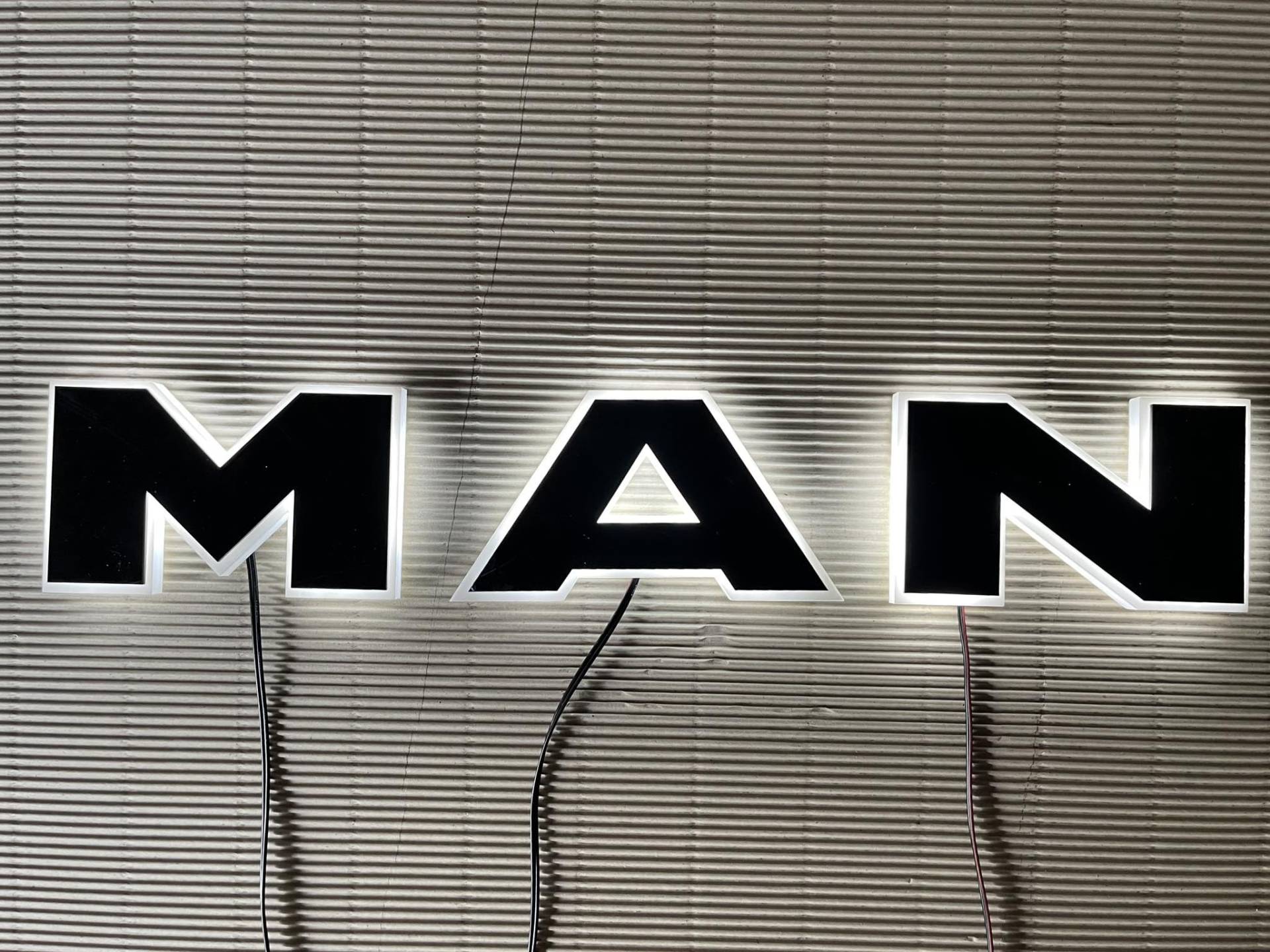 Best Trucks Europe Man LED-Frontlogo Best Trucks Europe Man LED-Frontlogo von Best Trucks Europe