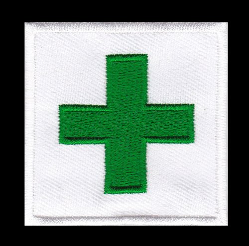 Aufnäher Bügelbild Aufbügler Iron on Patches Applikation First Aid Kreuz grün Krankenschwester von Bestellmich / Aufnäher
