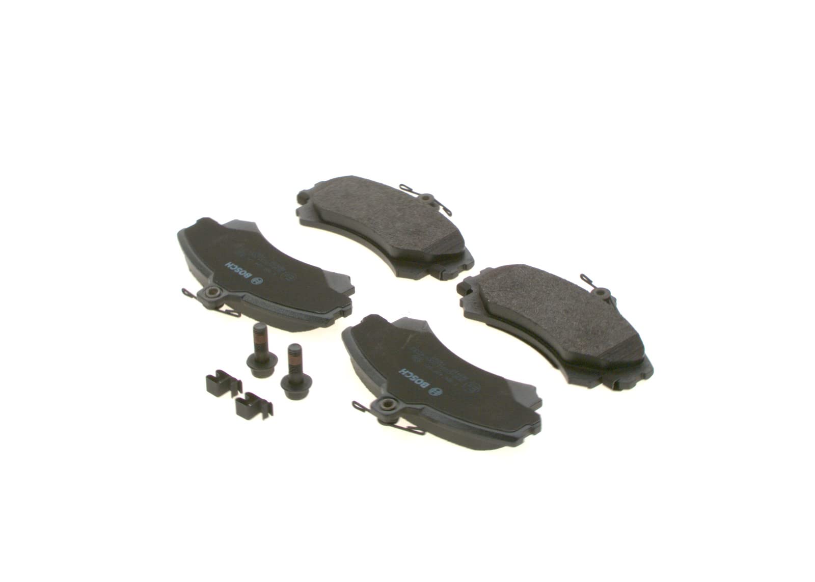 Bosch BP182 - Auto Bremsbeläge vorne - Bosch-Qualität - für leises Bremsen mit wenig Staub - ECE-R90 zertifiziert - kupferfrei - 1 Set mit 4 Bremsbelägen - mit Zubehör Bosch BP182 - Auto Bremsbeläge vorne - Bosch-Qualität - für leises Bremsen mit wenig Staub - ECE-R90 zertifiziert - kupferfrei - 1 Set mit 4 Bremsbelägen - mit Zubehör von Bosch Automotive
