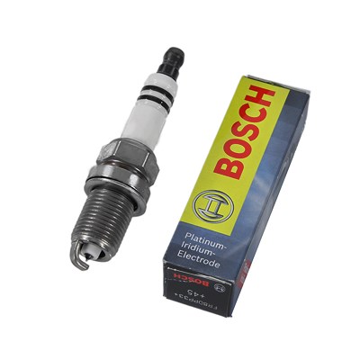 Bosch Zündkerze Doppelplatin [Hersteller-Nr. 0242230500] für Alfa Romeo, Chrysler, Mercedes-Benz, Mitsubishi, Nissan, Suzuki, Toyota von Bosch