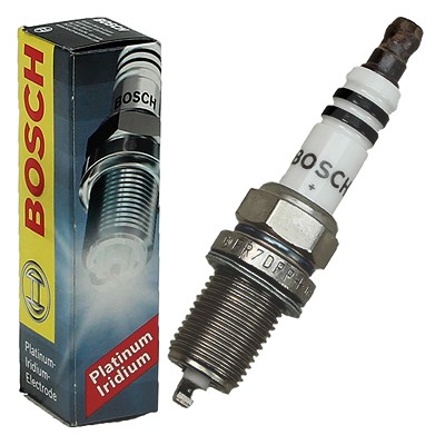 Bosch Zündkerze Laser Platinum [Hersteller-Nr. 0242235749] für Nissan, Renault, Volvo von Bosch