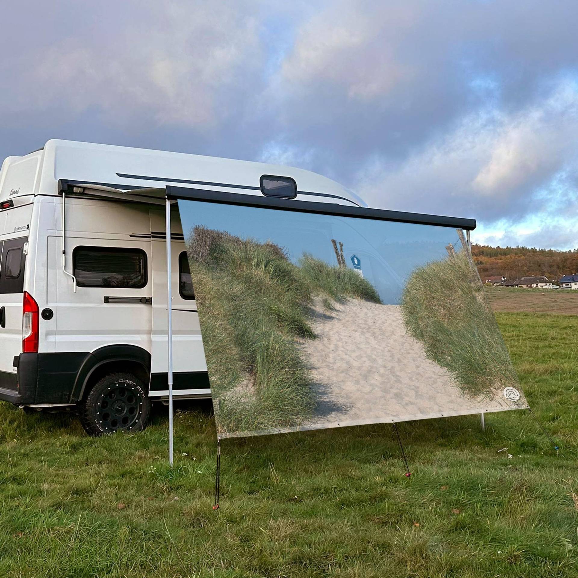CAMPIDOO Textil Sonnensegel DÜNENWEG | Höhe 200cm | hochwertiger Fotodruck inkl. Keder-Befestigung | Markisen-Vorderwand - Länge/Keder: 300cm / 5 mm CAMPIDOO Textil Sonnensegel DÜNENWEG | Höhe 200cm | hochwertiger Fotodruck inkl. Keder-Befestigung | Markisen-Vorderwand - Länge/Keder: 300cm / 5 mm von CAMPIDOO