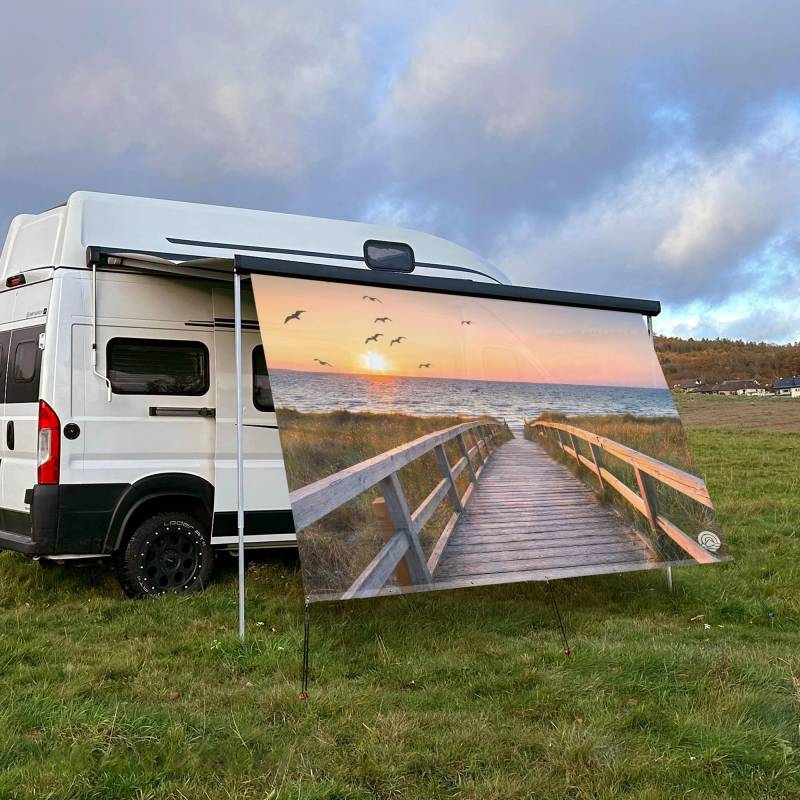 CAMPIDOO Textil Sonnensegel STRANDBRÜCKE | Höhe 200cm | hochwertiger Fotodruck inkl. Keder-Befestigung | Markisen-Vorderwand - Länge/Keder: 450cm / 5 mm von CAMPIDOO