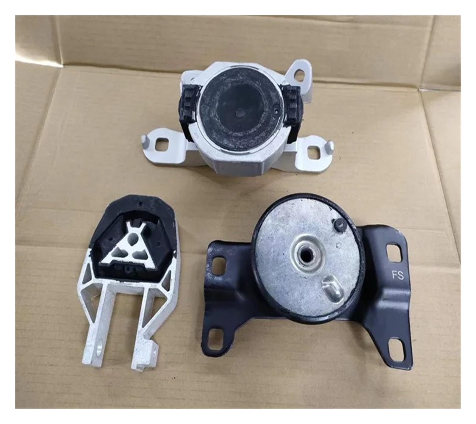 Auto Motorlager Für Volvo V50 S40 C70 C30 2006 2007 2008 2009 2010 2011 Motor Motor Halterung 3 Stück 31262676 31316498 9487349 Autoteile Auto Motorlager Für Volvo V50 S40 C70 C30 2006 2007 2008 2009 2010 2011 Motor Motor Halterung 3 Stück 31262676 31316498 9487349 Autoteile von CGBWMB