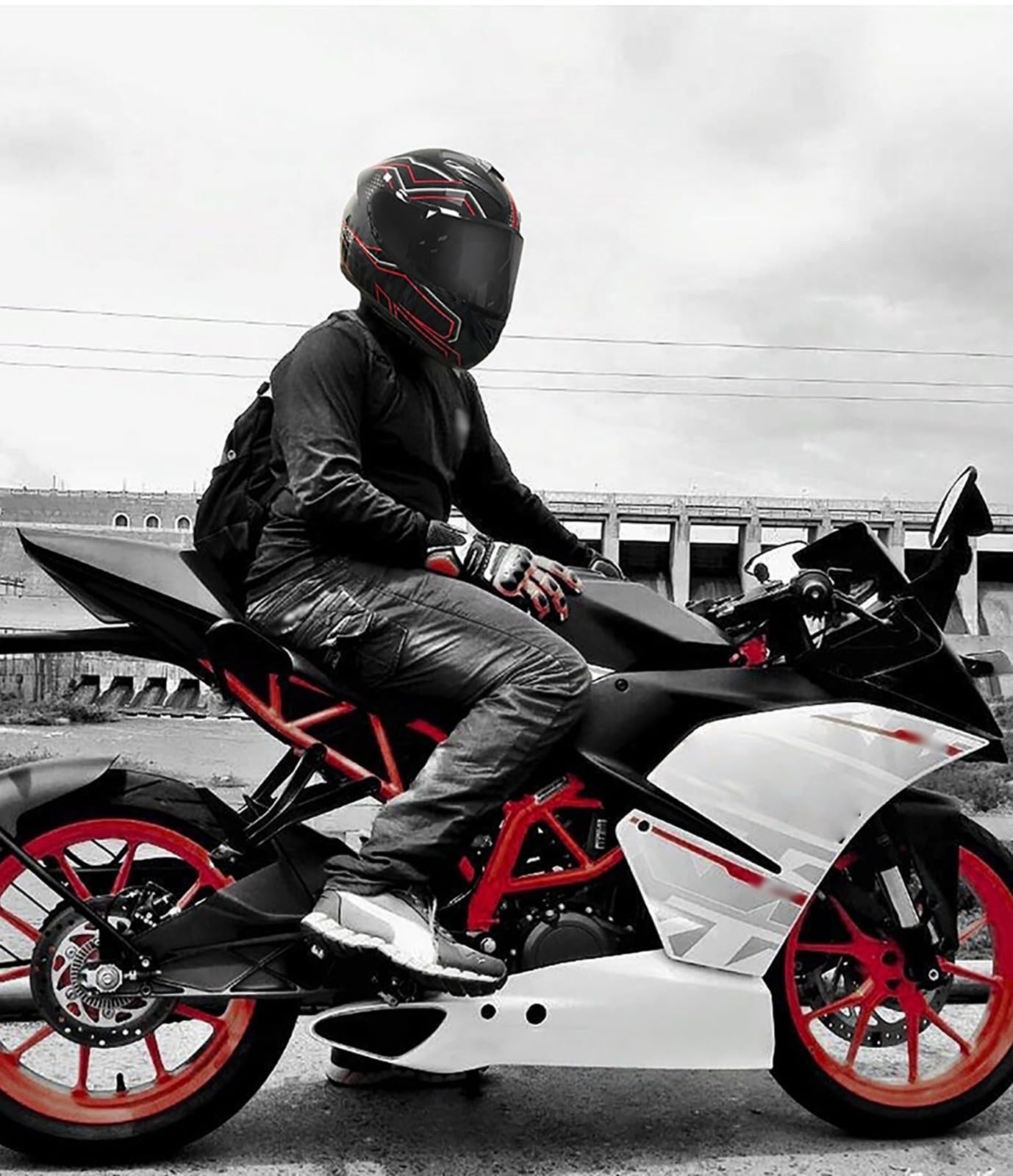 Integralhelm Für Damen Und Herren, Racing Style Motorradhelm ECE Zertifiziert, Integralhelm Mit Sonnenblende Aerodynamischem Spoiler H,L(59-60CM) von CQHZCL
