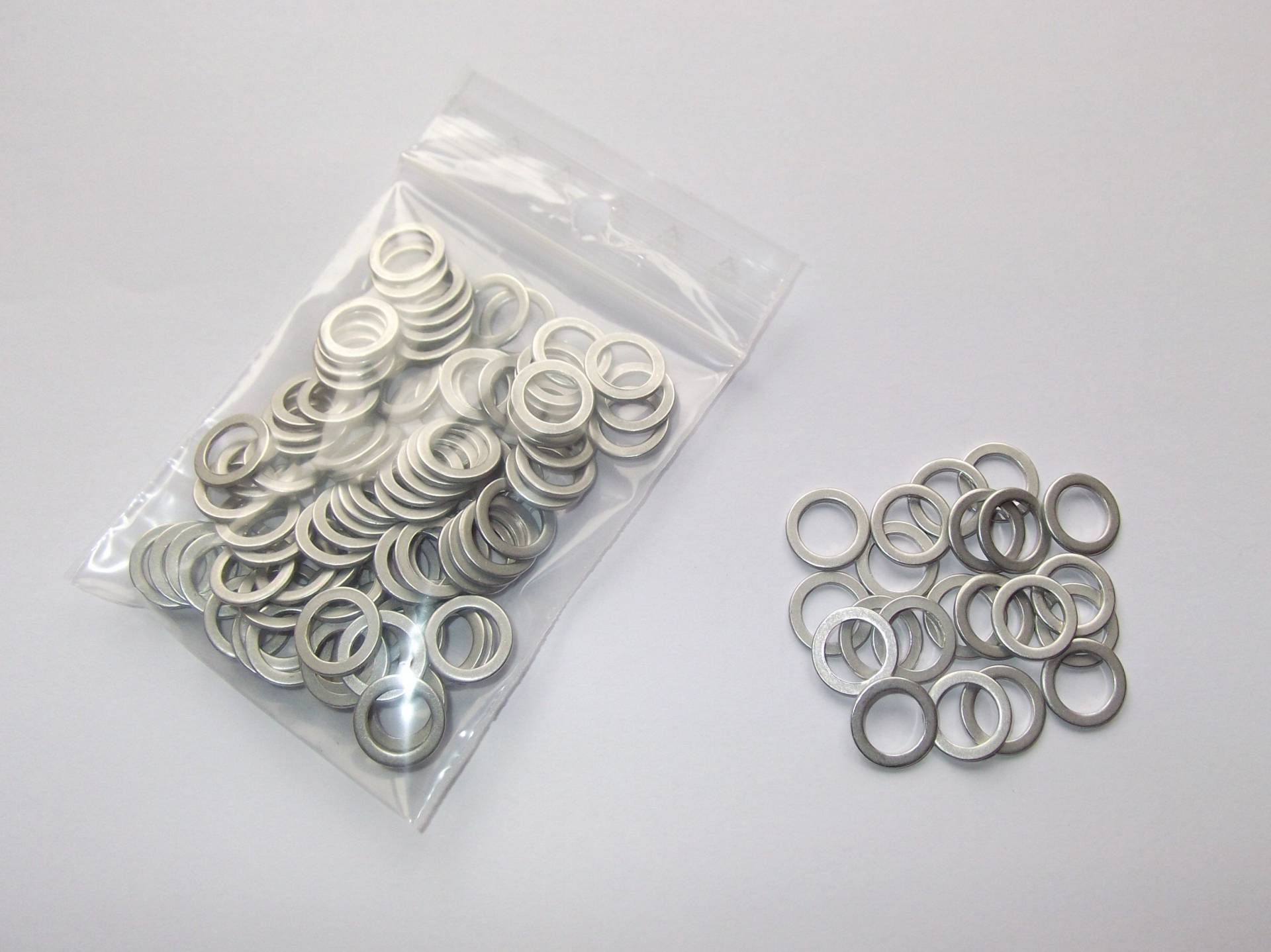100 Stück Aluminiumringe/Dichtringe Alu 8x12x1,0 mm DIN 7603 von Cartec